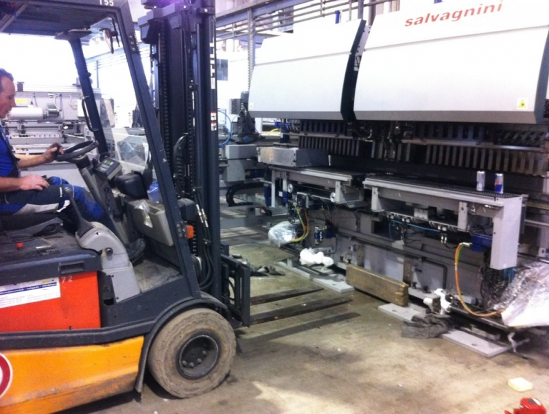 Maschinen Standortverlegung P4- 2516 ABA